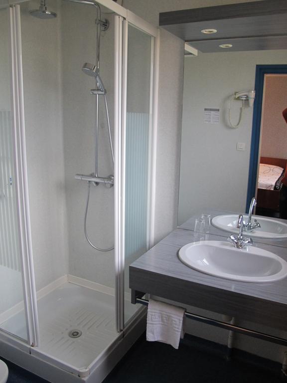 Hostellerie Du Parc Labarthe-Inard Δωμάτιο φωτογραφία