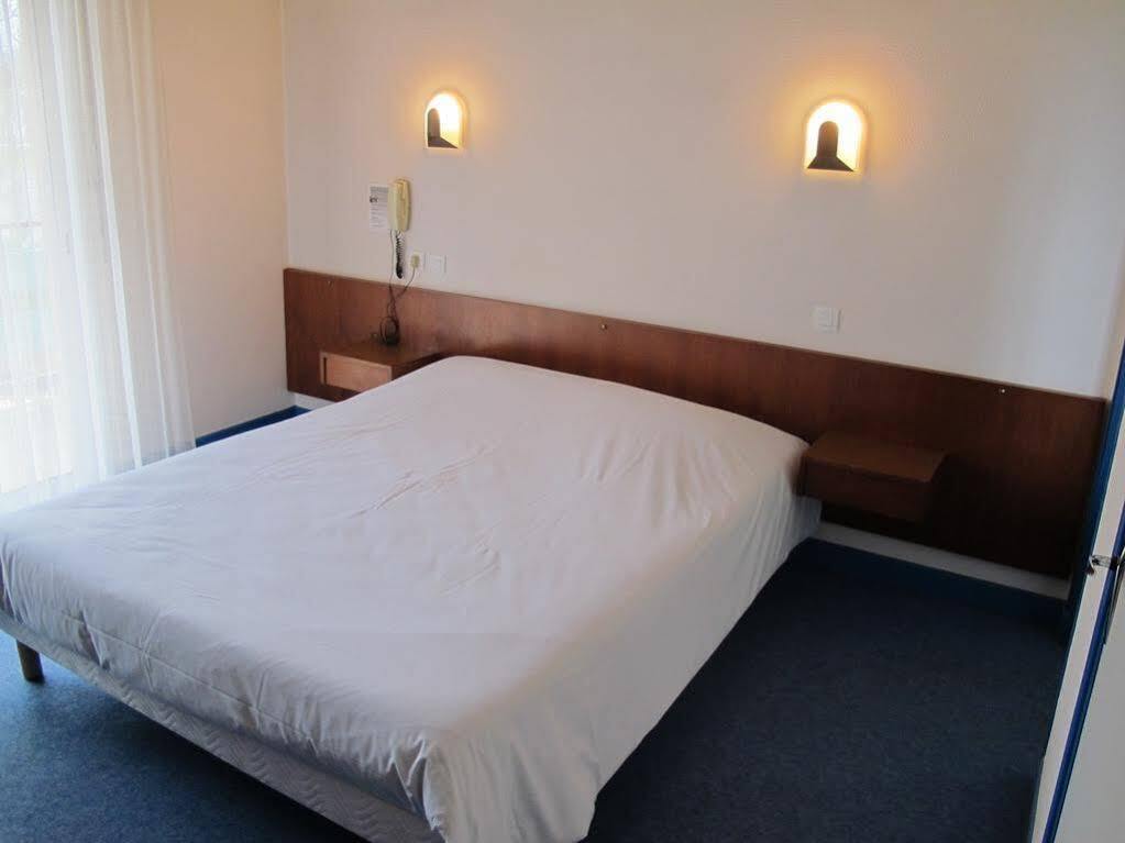 Hostellerie Du Parc Labarthe-Inard Εξωτερικό φωτογραφία
